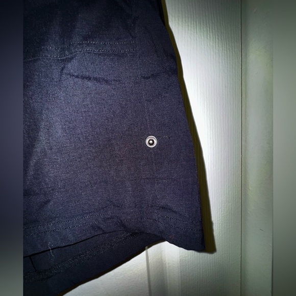 Kyodan Black Activewear shorts. Roll up and snap or leave down. Size L. NWOT - Picture 5 of 9